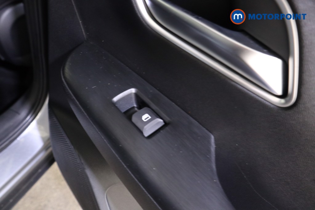 Mg Motor Uk ZS Trophy Automatic Petrol-Electric Hybrid SUV - Stock Number (1618186) - 21st supplementary image