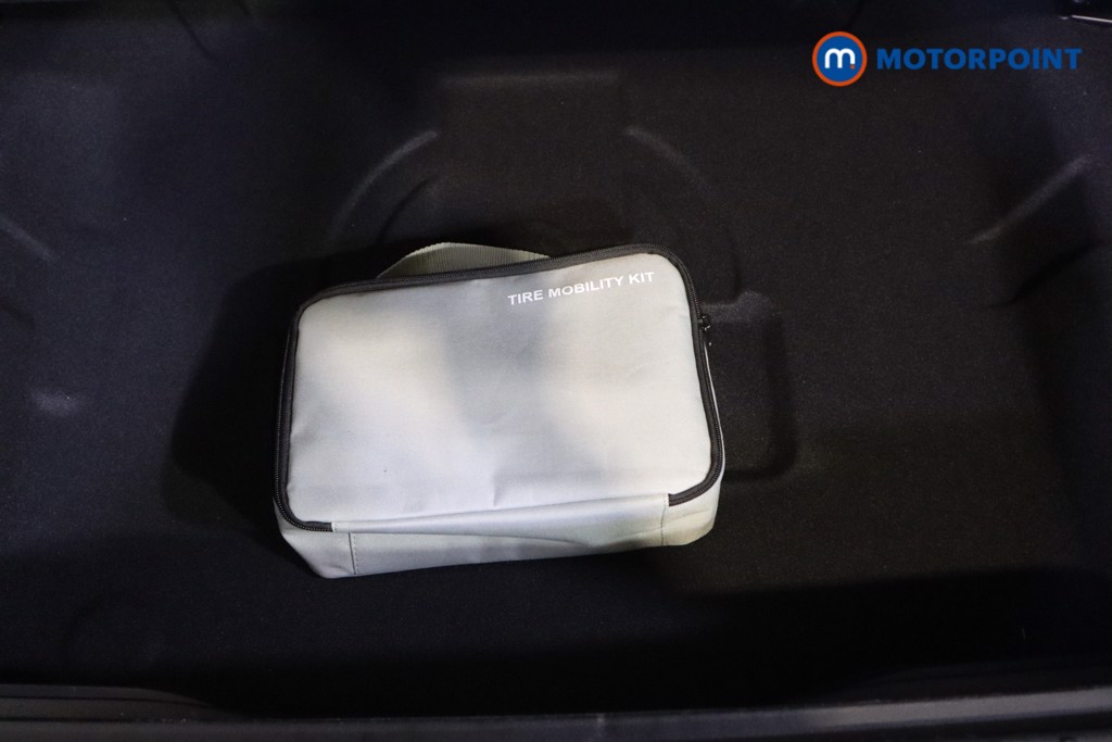 Hyundai Kona Ultimate Automatic Petrol-Electric Hybrid SUV - Stock Number (1618262) - 33rd supplementary image