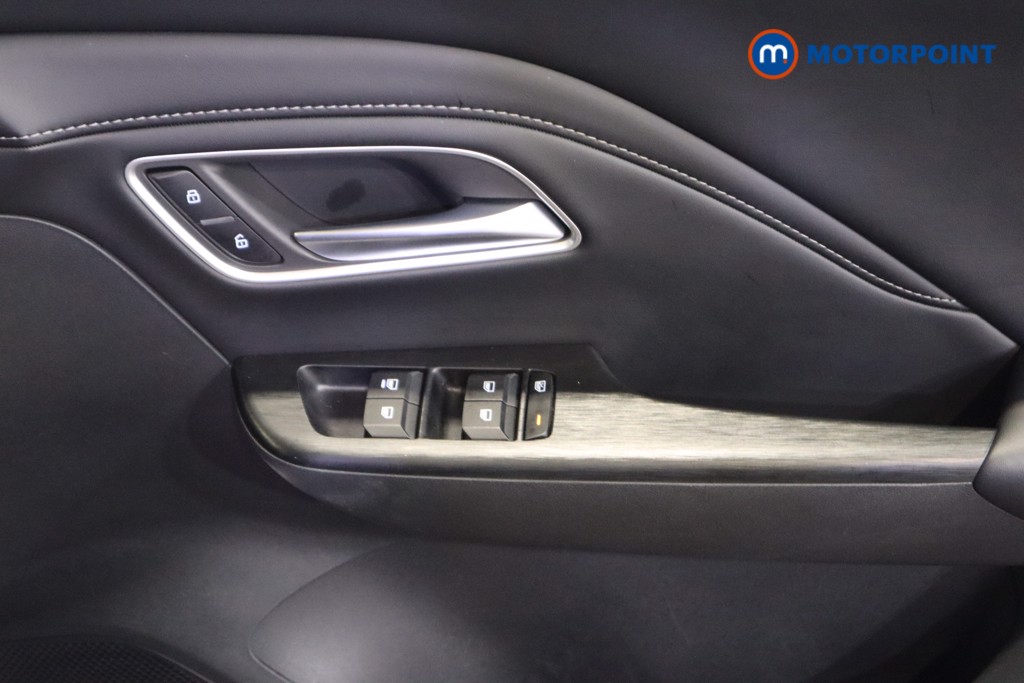 Mg Motor Uk ZS Trophy Automatic Petrol-Electric Hybrid SUV - Stock Number (1618327) - 14th supplementary image