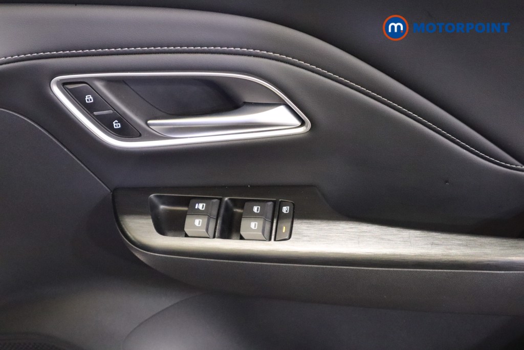 Mg Motor Uk ZS Trophy Automatic Petrol-Electric Hybrid SUV - Stock Number (1618395) - 14th supplementary image