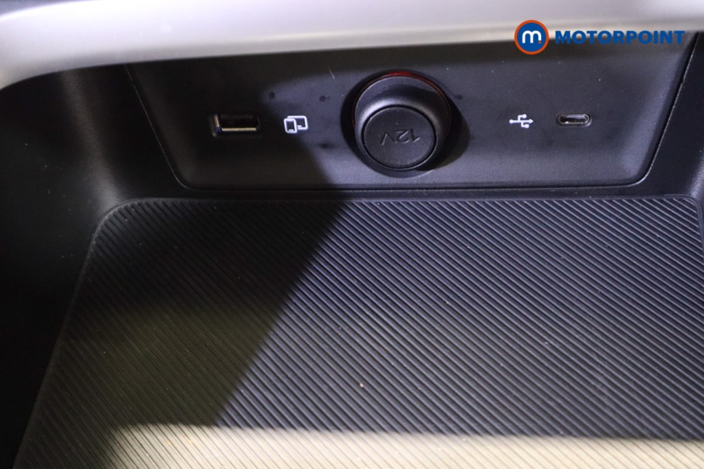 Mg Motor Uk ZS Trophy Automatic Petrol-Electric Hybrid SUV - Stock Number (1618395) - 21st supplementary image