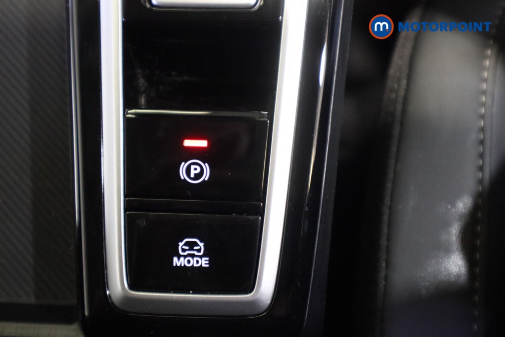 Mg Motor Uk ZS Trophy Automatic Petrol-Electric Hybrid SUV - Stock Number (1618395) - 23rd supplementary image