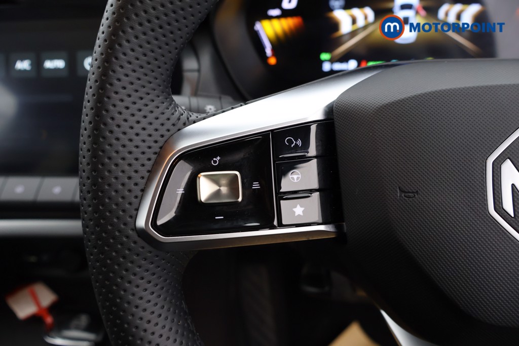 Mg Motor Uk ZS Trophy Automatic Petrol-Electric Hybrid SUV - Stock Number (1618402) - 7th supplementary image