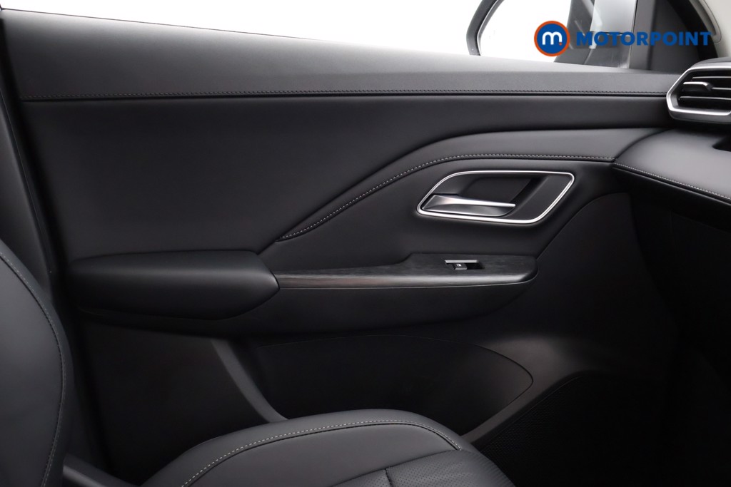 Mg Motor Uk ZS Trophy Automatic Petrol-Electric Hybrid SUV - Stock Number (1618402) - 16th supplementary image