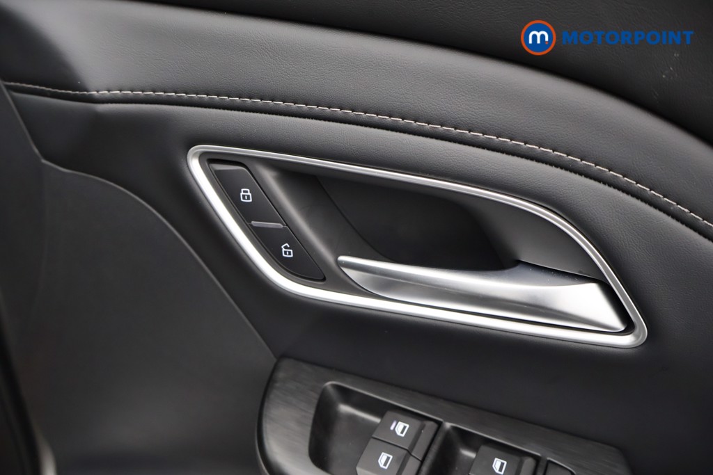 Mg Motor Uk ZS Trophy Automatic Petrol-Electric Hybrid SUV - Stock Number (1618402) - 20th supplementary image