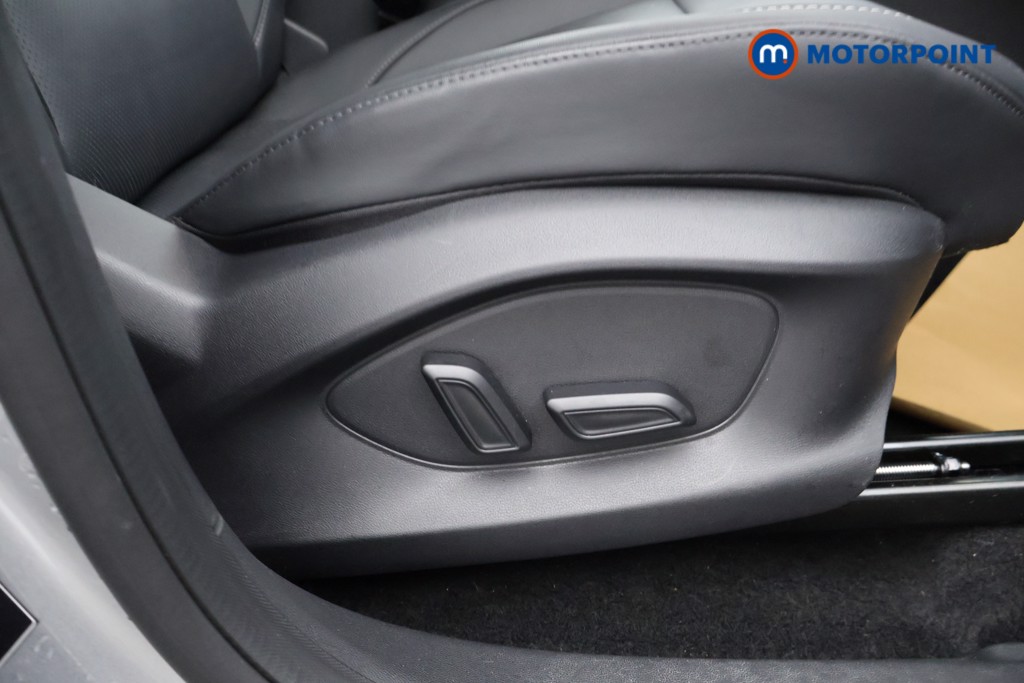 Mg Motor Uk ZS Trophy Automatic Petrol-Electric Hybrid SUV - Stock Number (1618402) - 21st supplementary image