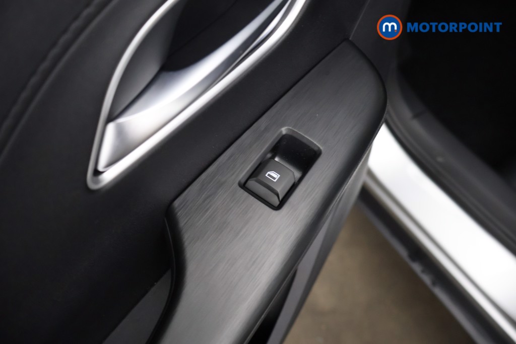 Mg Motor Uk ZS Trophy Automatic Petrol-Electric Hybrid SUV - Stock Number (1618402) - 30th supplementary image