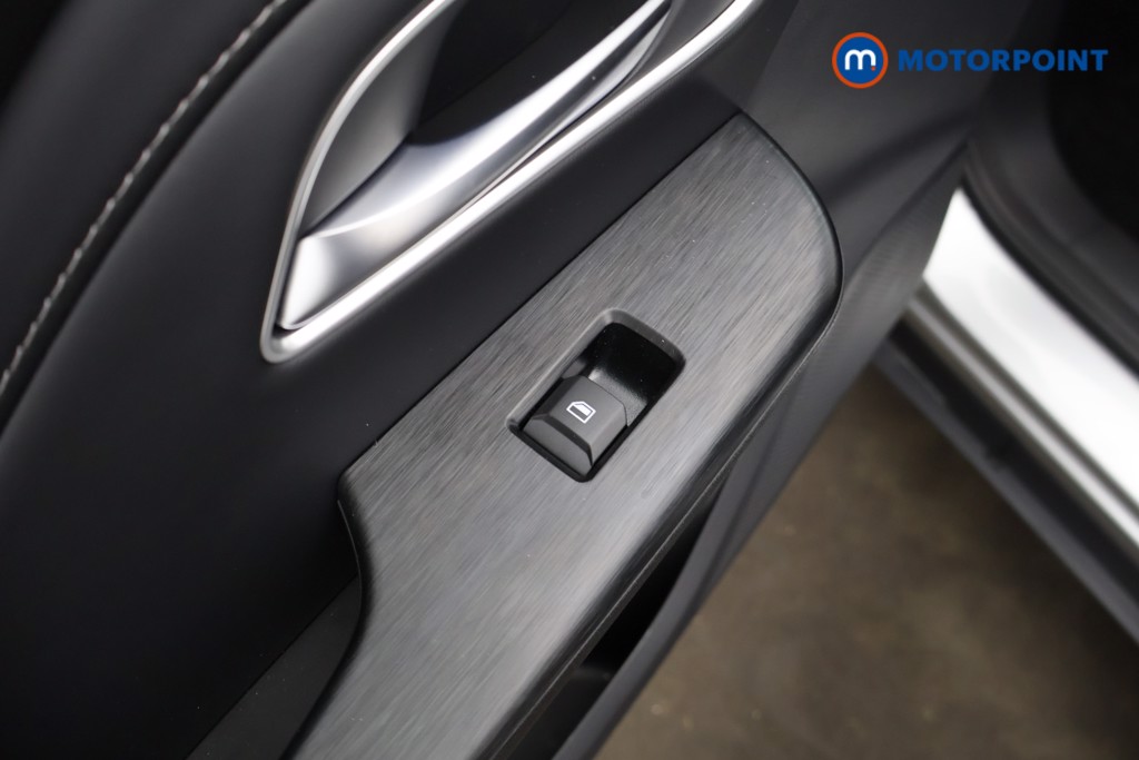 Mg Motor Uk ZS Trophy Automatic Petrol-Electric Hybrid SUV - Stock Number (1618402) - 32nd supplementary image