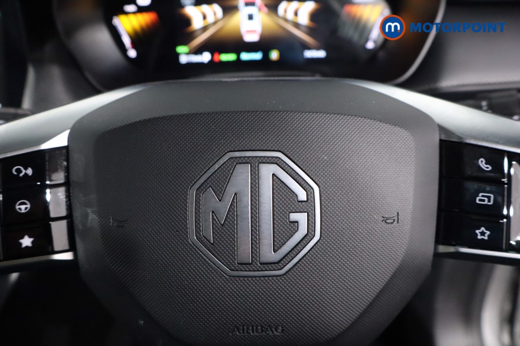 Mg Motor Uk ZS Trophy Automatic Petrol-Electric Hybrid SUV - Stock Number (1618411) - 13th supplementary image