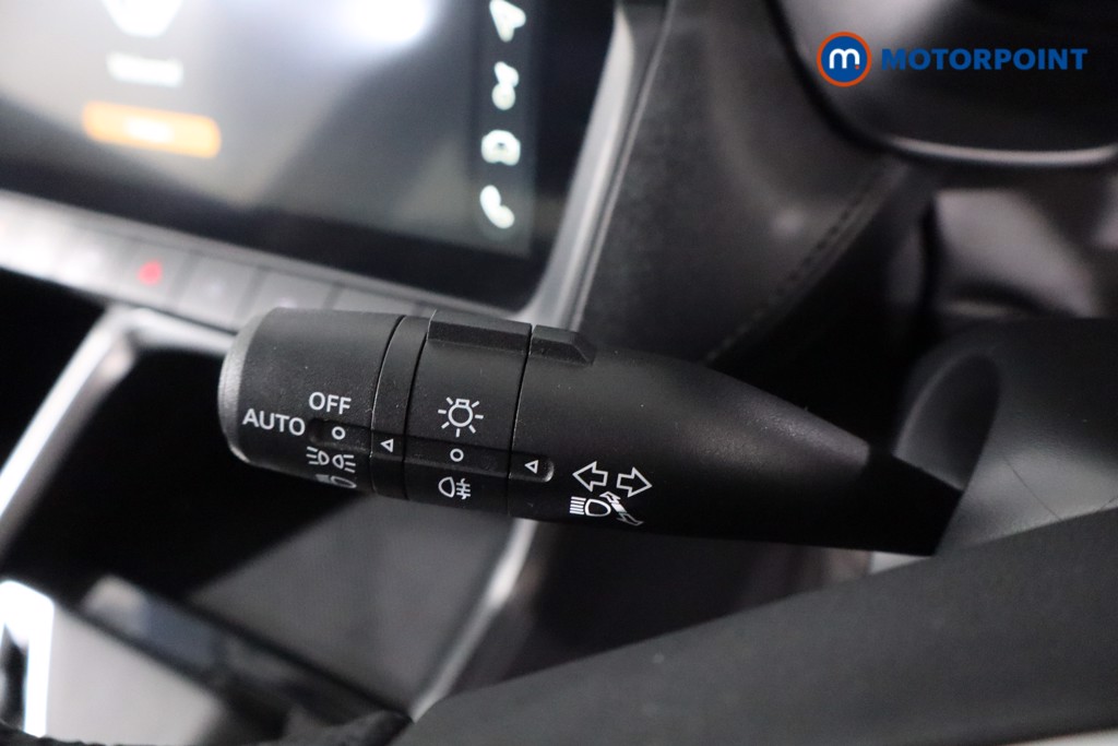 Mg Motor Uk ZS Trophy Automatic Petrol-Electric Hybrid SUV - Stock Number (1618411) - 14th supplementary image