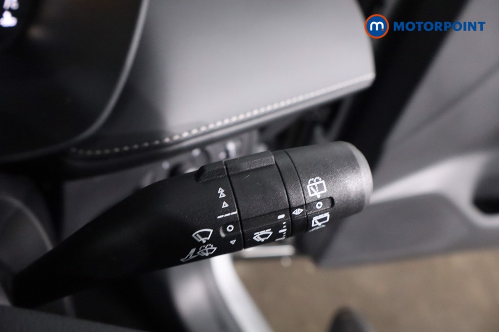 Mg Motor Uk ZS Trophy Automatic Petrol-Electric Hybrid SUV - Stock Number (1618419) - 15th supplementary image