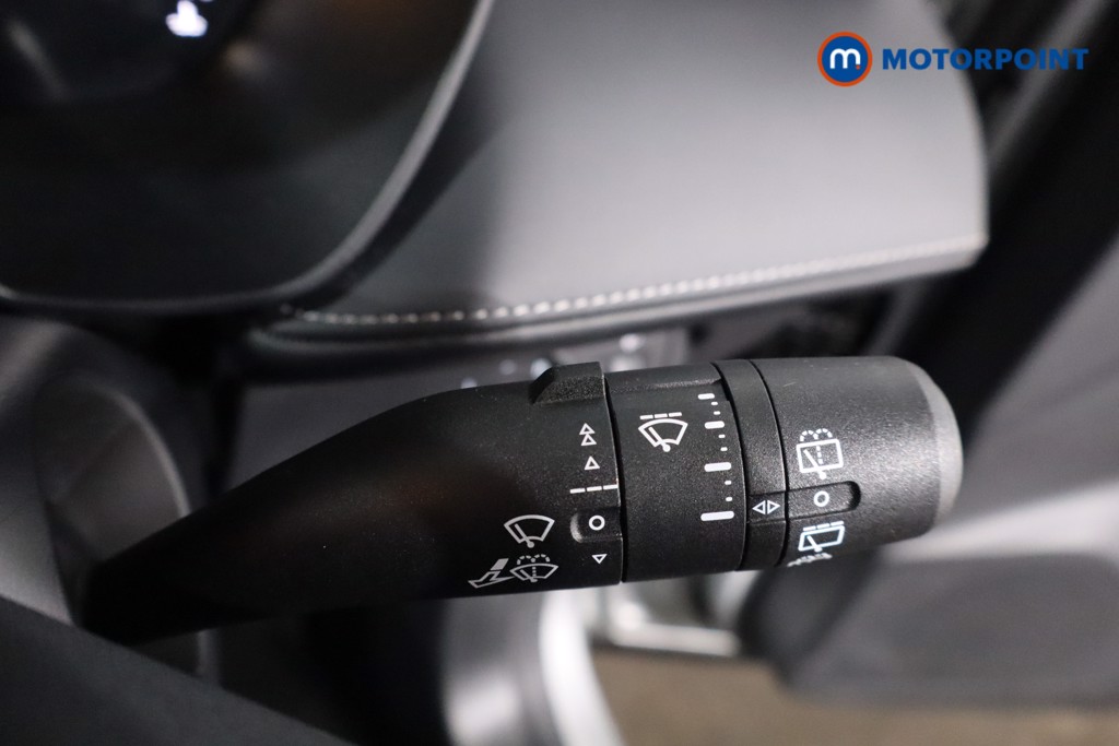 Mg Motor Uk ZS Trophy Automatic Petrol-Electric Hybrid SUV - Stock Number (1618423) - 15th supplementary image