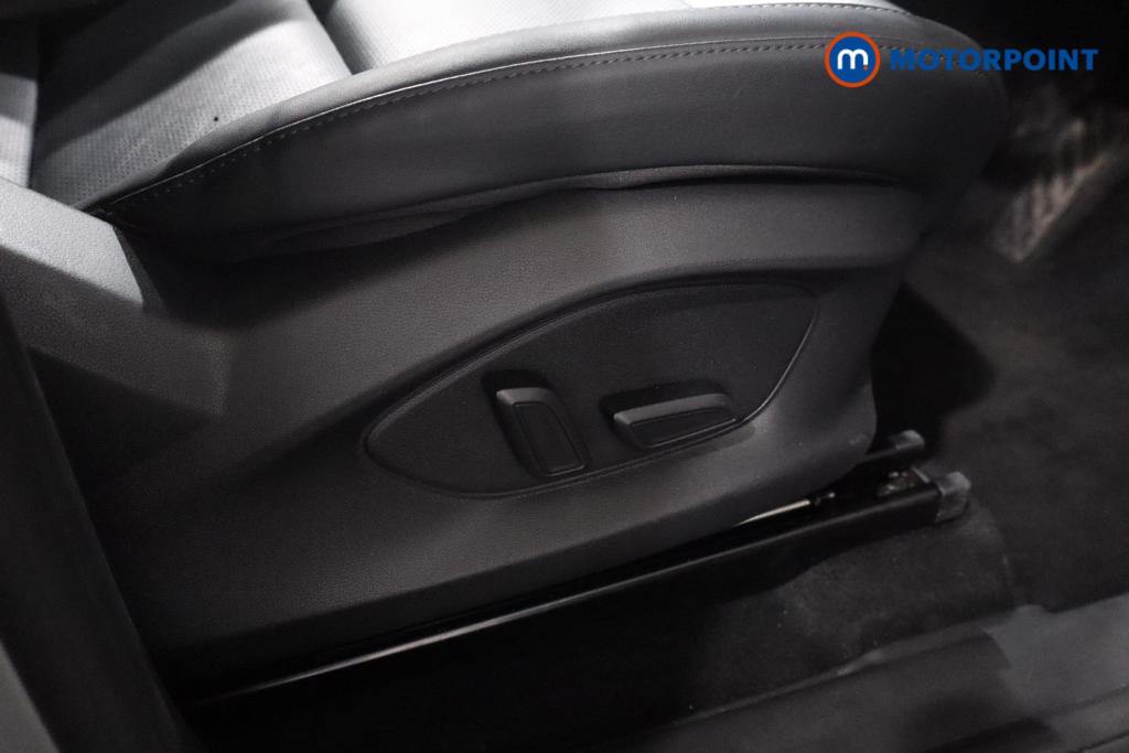 Mg Motor Uk ZS Trophy Automatic Petrol-Electric Hybrid SUV - Stock Number (1618425) - 13th supplementary image