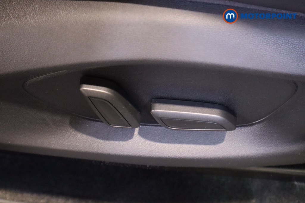 Mg Motor Uk ZS Trophy Automatic Petrol-Electric Hybrid SUV - Stock Number (1618428) - 16th supplementary image