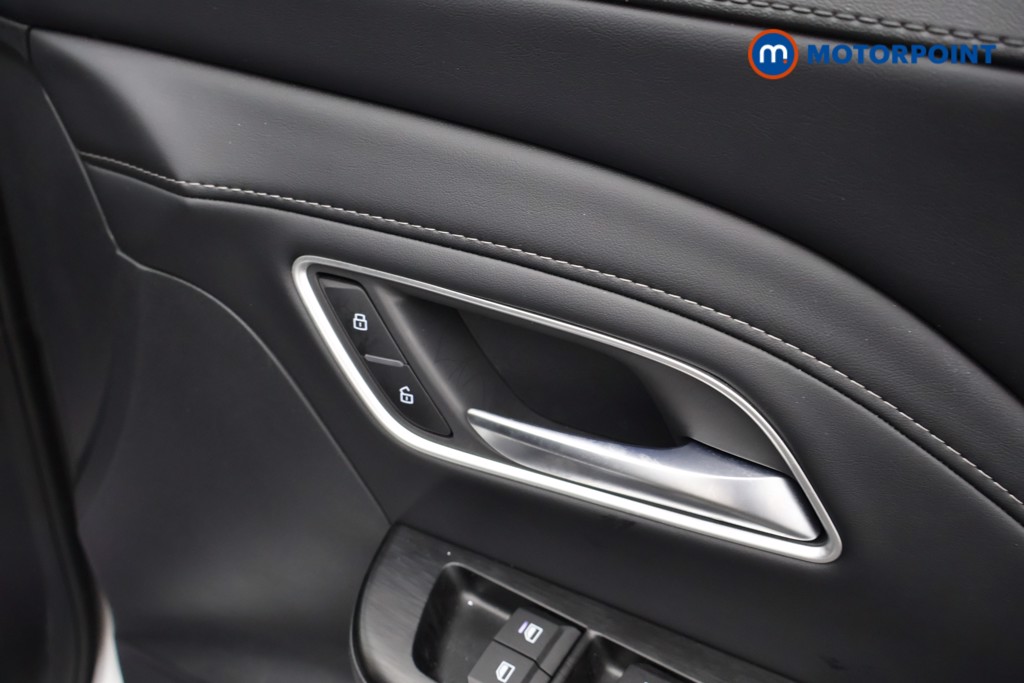 Mg Motor Uk ZS Trophy Automatic Petrol-Electric Hybrid SUV - Stock Number (1618448) - 18th supplementary image