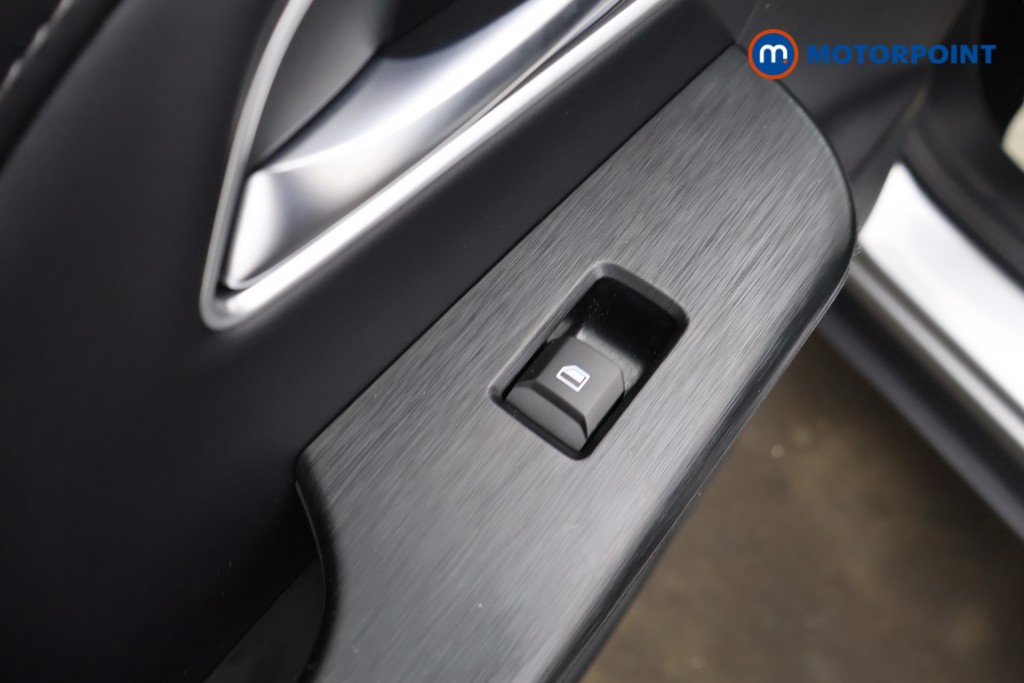 Mg Motor Uk ZS Trophy Automatic Petrol-Electric Hybrid SUV - Stock Number (1618448) - 29th supplementary image