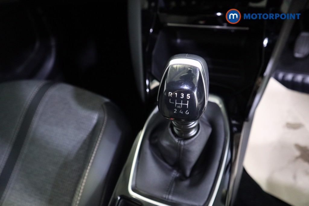 Peugeot 2008 Allure Manual Petrol SUV - Stock Number (1618487) - 10th supplementary image