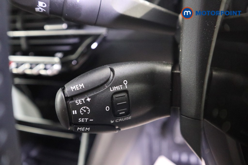 Peugeot 2008 Allure Manual Petrol SUV - Stock Number (1618487) - 14th supplementary image