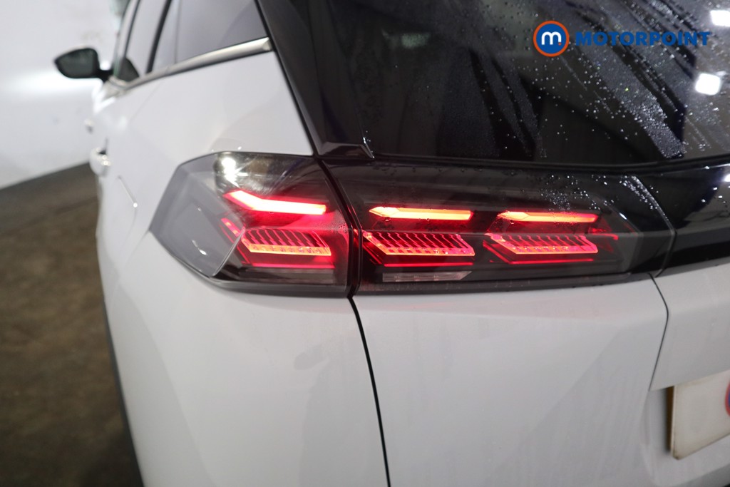 Peugeot 2008 Allure Manual Petrol SUV - Stock Number (1618487) - 28th supplementary image