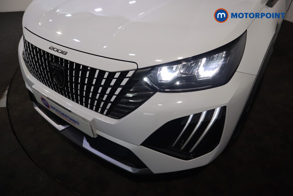 Peugeot 2008 Allure Manual Petrol SUV - Stock Number (1618487) - 38th supplementary image