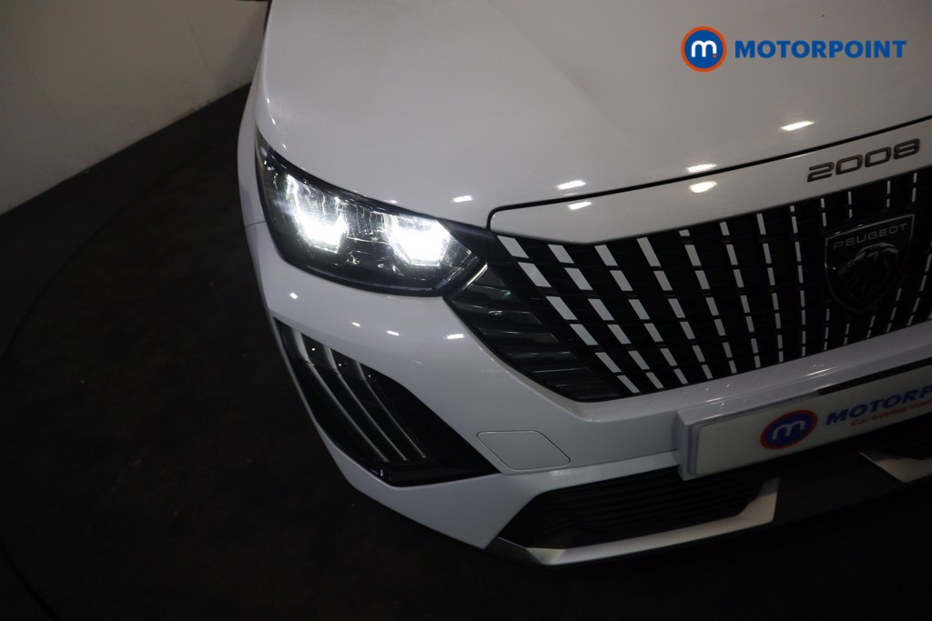 Peugeot 2008 Allure Manual Petrol SUV - Stock Number (1618487) - 39th supplementary image