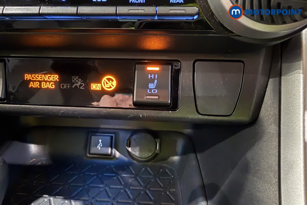 Toyota Rav4 Excel Automatic Petrol-Electric Hybrid SUV - Stock Number (1618517) - 9th supplementary image