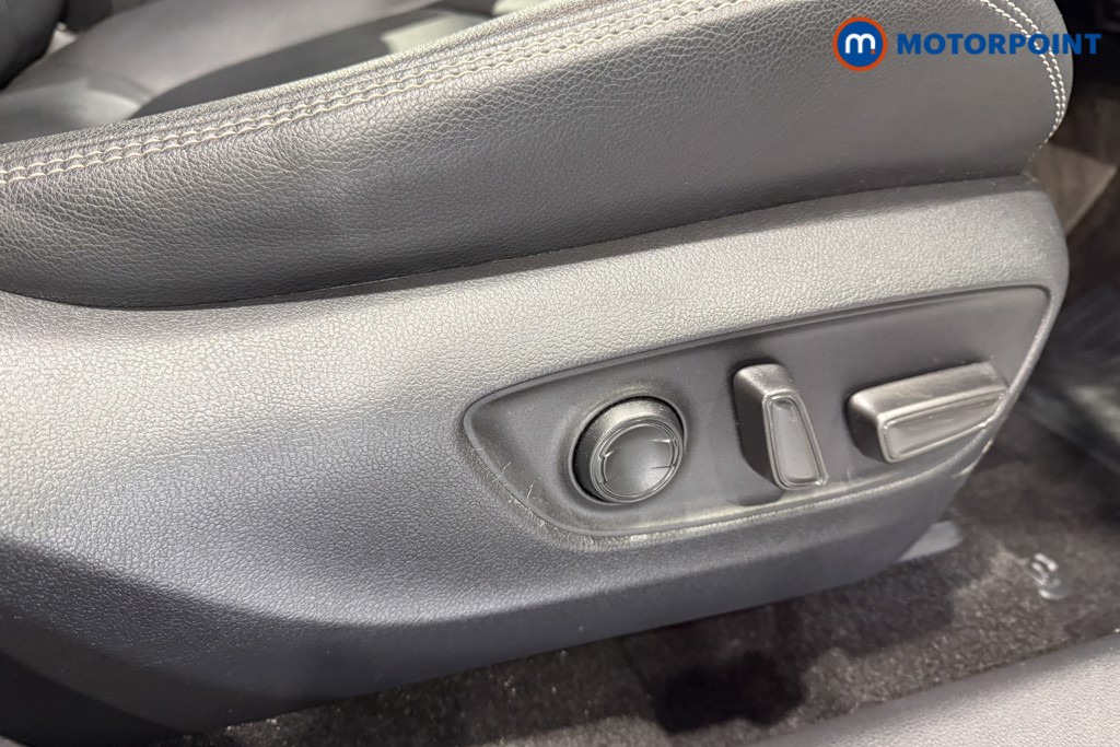 Toyota Rav4 Excel Automatic Petrol-Electric Hybrid SUV - Stock Number (1618517) - 16th supplementary image