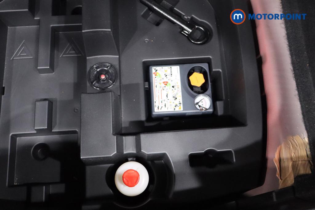 Nissan Juke Acenta Premium Manual Petrol SUV - Stock Number (1618542) - 24th supplementary image