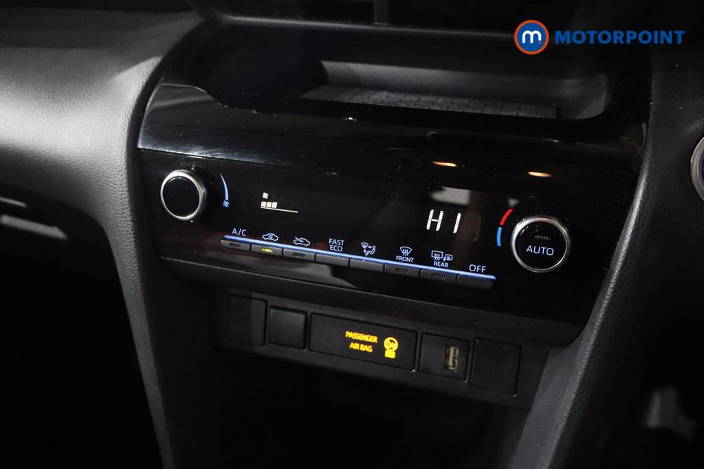 Toyota Yaris Cross Icon Automatic Petrol-Electric Hybrid Estate - Stock Number (1618560) - 4th supplementary image