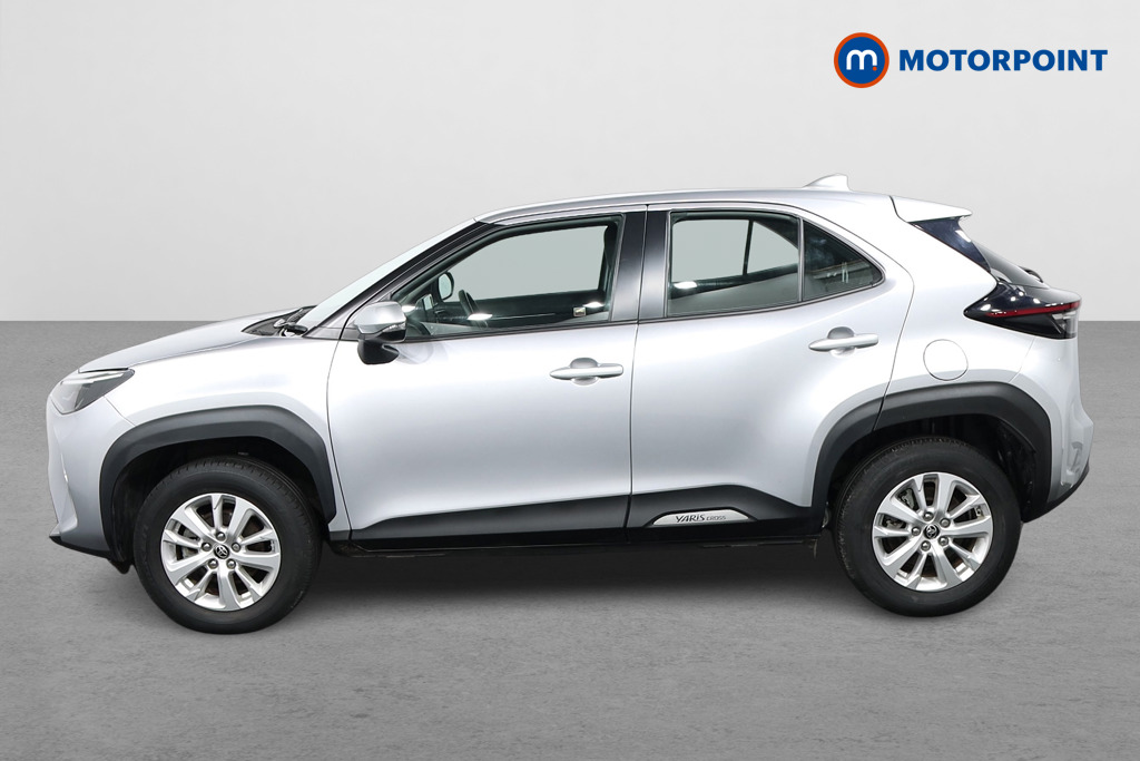 Toyota Yaris Cross Icon Automatic Petrol-Electric Hybrid Estate - Stock Number (1618560) - Passenger side