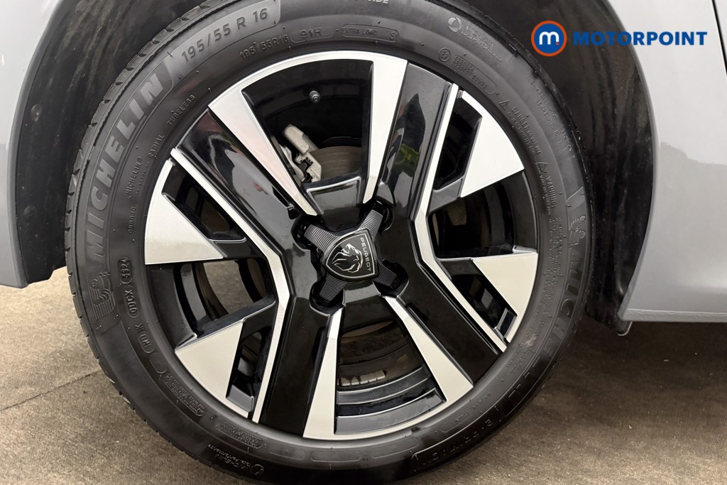 Peugeot 208 Allure Manual Petrol Hatchback - Stock Number (1618951) - 9th supplementary image