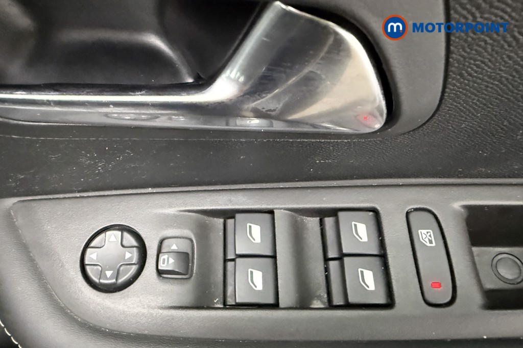 Peugeot 208 Allure Manual Petrol Hatchback - Stock Number (1618951) - 18th supplementary image