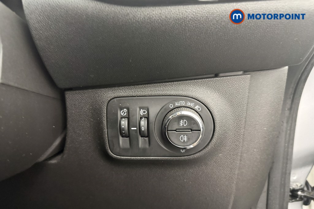 Vauxhall Corsa Sri Nav Automatic Petrol Hatchback - Stock Number (1619174) - 15th supplementary image