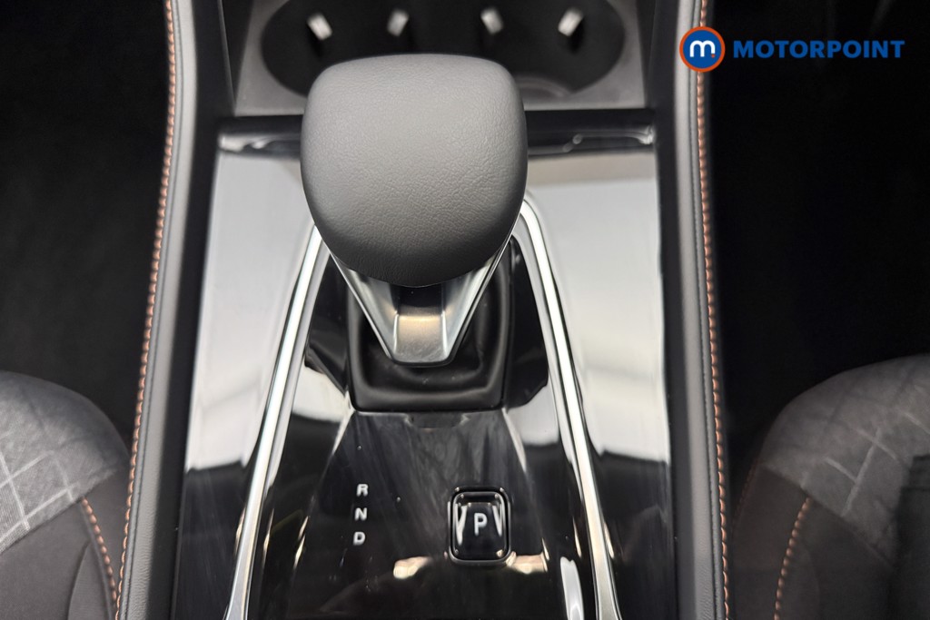 Mg Motor Uk HS SE Automatic Petrol-Electric Hybrid SUV - Stock Number (1619216) - 7th supplementary image