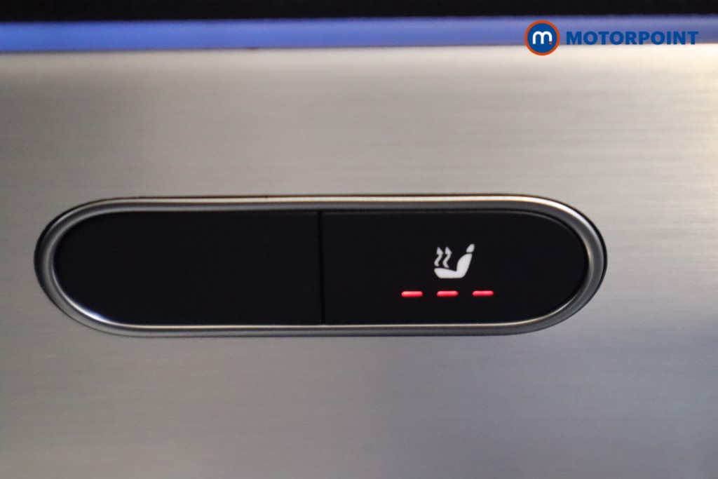 Mercedes-Benz A Class Amg Line Automatic Petrol Hatchback - Stock Number (1619581) - 16th supplementary image