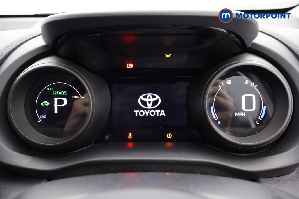 Toyota Yaris Cross Icon Automatic Petrol-Electric Hybrid Estate - Stock Number (1619779) - 2nd supplementary image