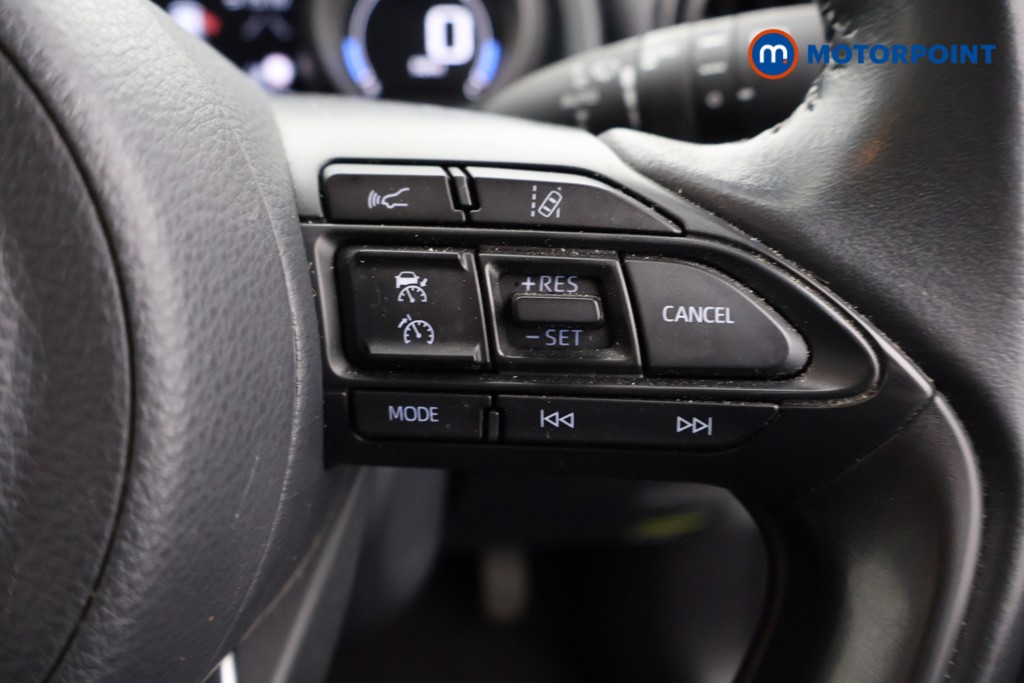 Toyota Yaris Cross Icon Automatic Petrol-Electric Hybrid Estate - Stock Number (1619779) - 4th supplementary image