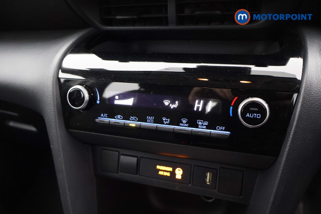 Toyota Yaris Cross Icon Automatic Petrol-Electric Hybrid Estate - Stock Number (1619779) - 6th supplementary image