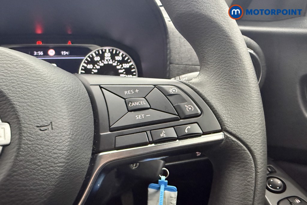 Nissan Juke Acenta Premium Manual Petrol SUV - Stock Number (1619894) - 8th supplementary image