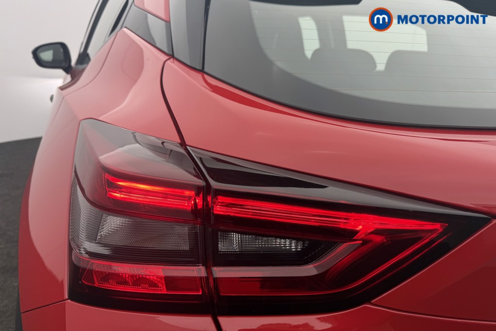 Nissan Juke Acenta Premium Manual Petrol SUV - Stock Number (1619894) - 15th supplementary image