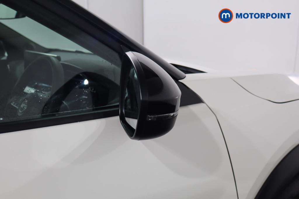 Nissan Juke Acenta Premium Manual Petrol SUV - Stock Number (1619899) - 12th supplementary image