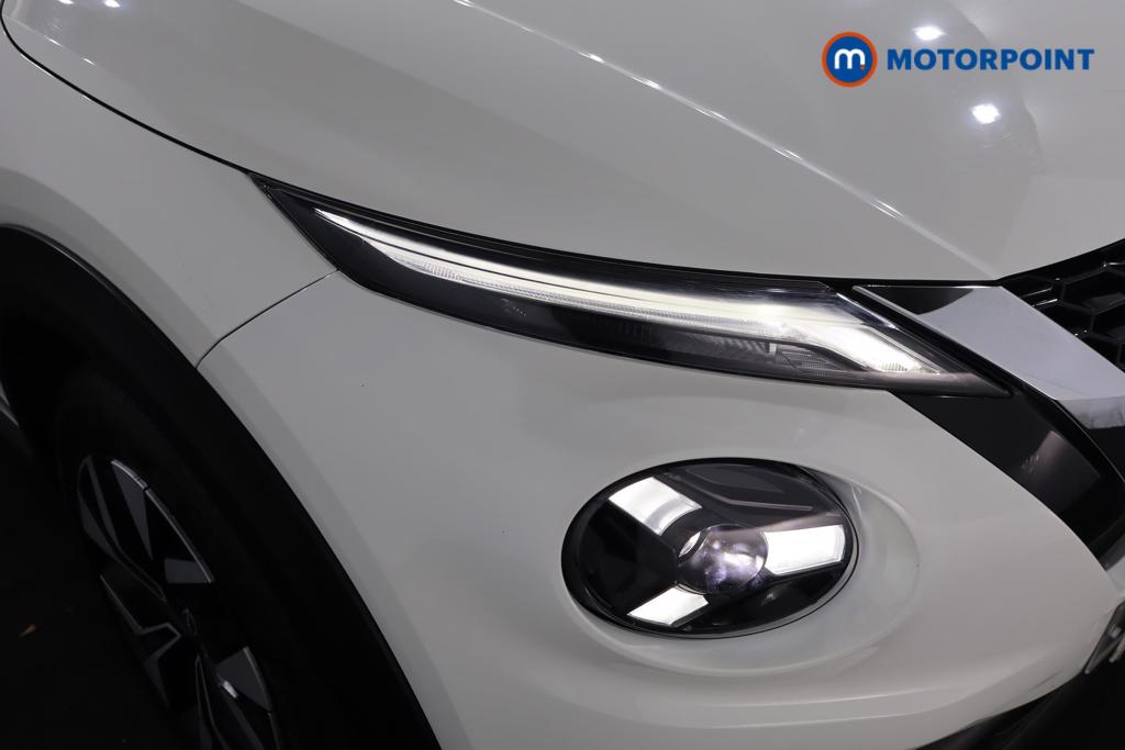 Nissan Juke Acenta Premium Manual Petrol SUV - Stock Number (1619899) - 13th supplementary image