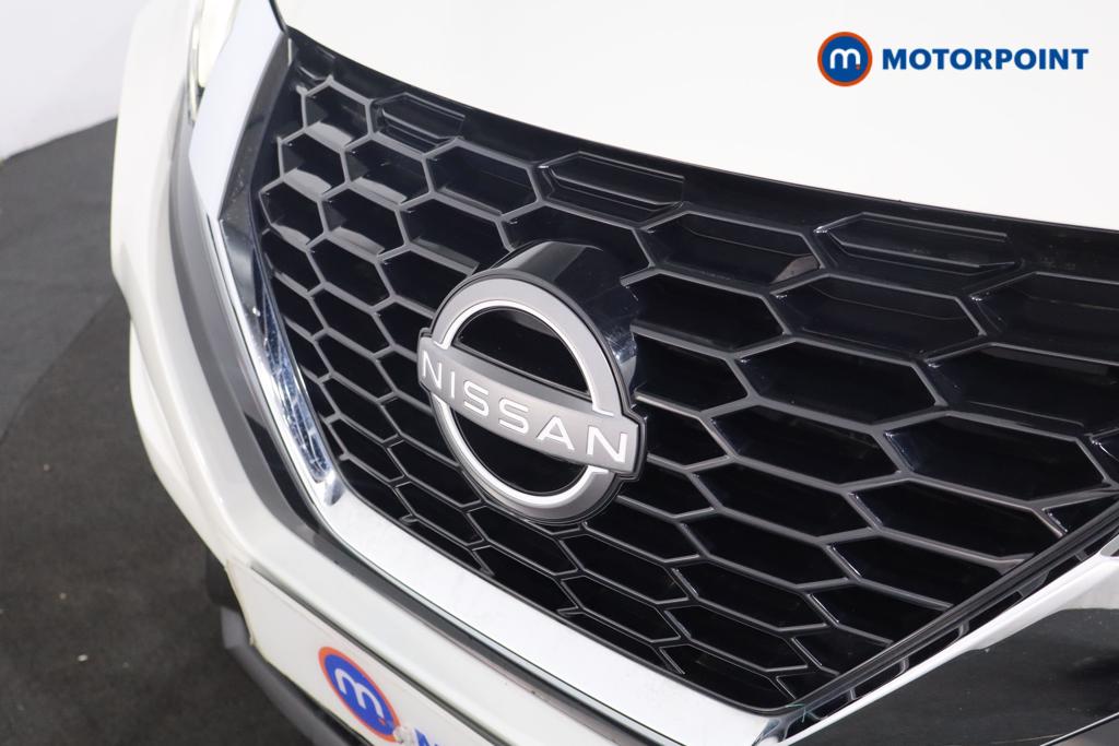 Nissan Juke Acenta Premium Manual Petrol SUV - Stock Number (1619899) - 15th supplementary image