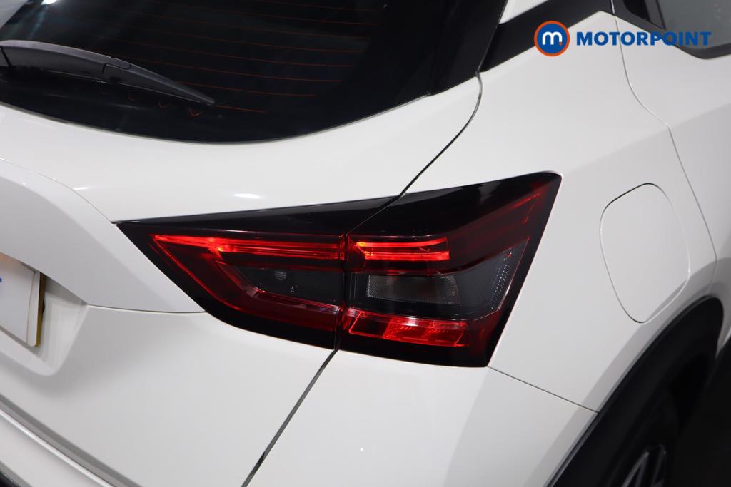 Nissan Juke Acenta Premium Manual Petrol SUV - Stock Number (1619899) - 20th supplementary image