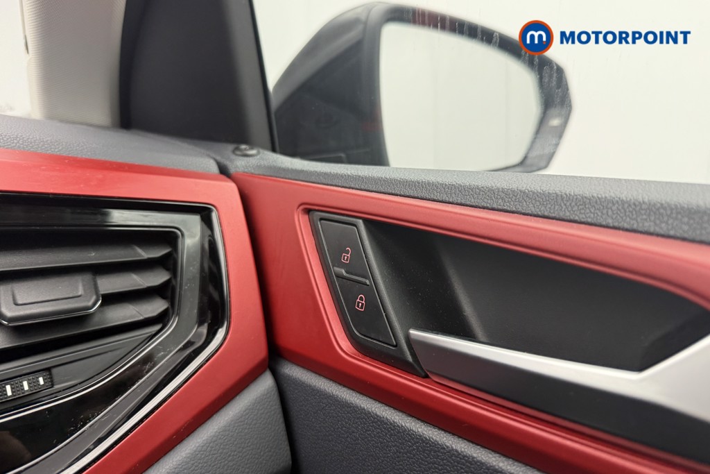 Volkswagen Polo Beats Manual Petrol Hatchback - Stock Number (1620060) - 16th supplementary image