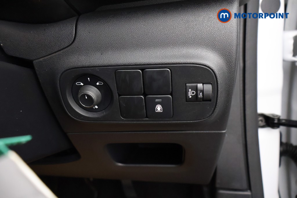 Citroen C3 Plus Manual Petrol Hatchback - Stock Number (1620606) - 12th supplementary image