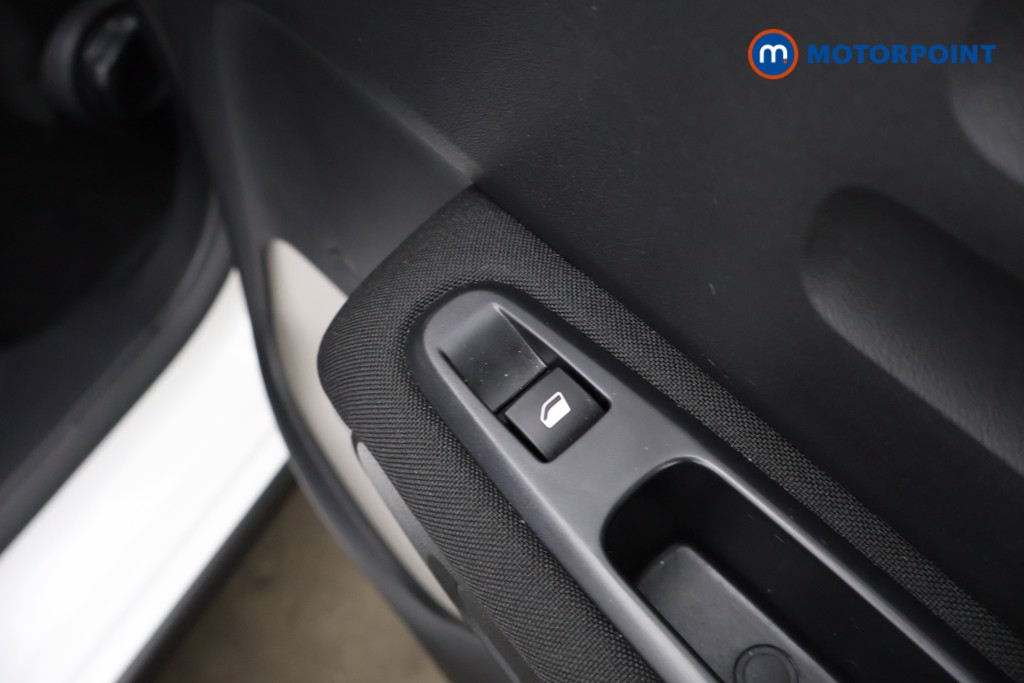 Citroen C3 Plus Manual Petrol Hatchback - Stock Number (1620606) - 25th supplementary image