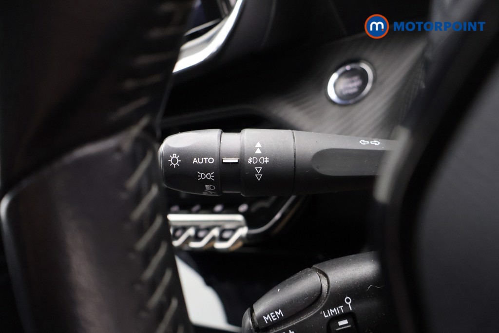 Peugeot 2008 Allure Premium Manual Petrol SUV - Stock Number (1620608) - 10th supplementary image