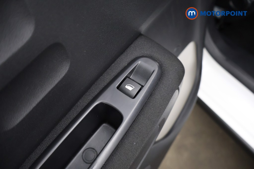 Citroen C3 Plus Manual Petrol Hatchback - Stock Number (1620615) - 29th supplementary image