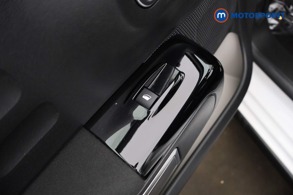 Citroen C3 Plus Manual Petrol Hatchback - Stock Number (1620615) - 31st supplementary image